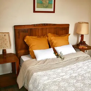 bnb-le-clos-des-laurons.hotels-rhonealpes.com/